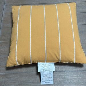 Room Essentials Plush Decorative Pillow NWT Room Essentials